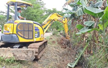 Pemkot Makassar Turunkan Excavator Tangani Banjir Menahun di Manggala