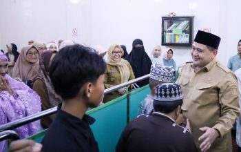 Safari Ramadan di Masjid Manararul Musyafir, Wali Kota Makassar Ajak Warga Jaga Kondusivitas di 10 Malam Terakhir