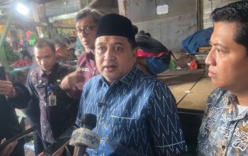 Jelang Idulfitri, Wali Kota Makassar Sidak Cek Harga Sembako di Pasar Pabaeng-baeng