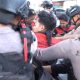 Berebut Ban Bekas, Aksi Mahasiswa Tuntut Penuntasan Karhutla di Makassar Berujung Bentrok